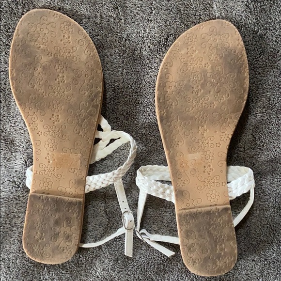 Sandals - Picture 2 of 3